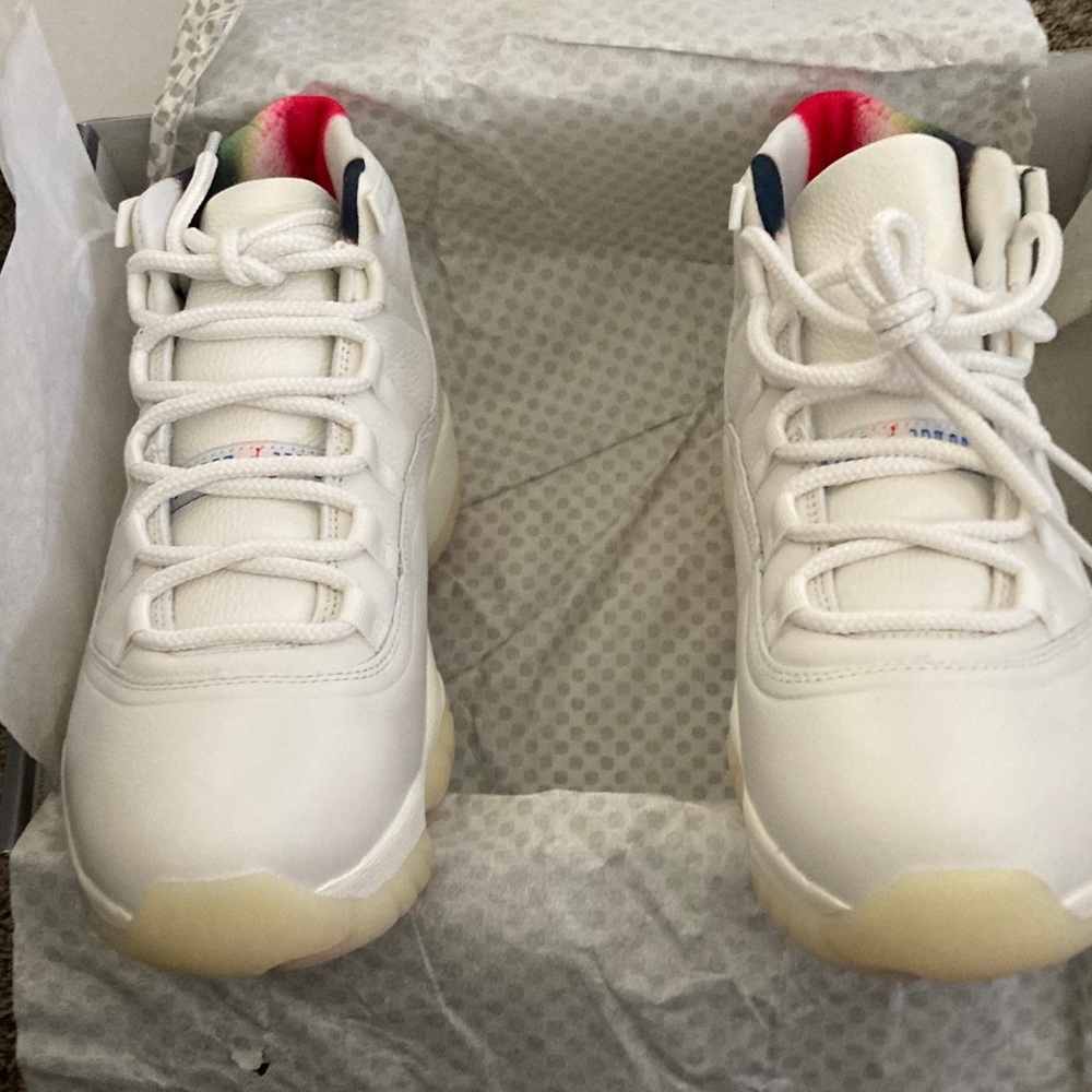 Air Jordan 11 brand new